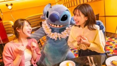 【2025年7月1日〜】シェフ・ミッキーでスティッチに会えるプログラムが始まる！内容と予約方法を解説！