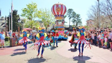 ディズニーダンサーの年齢と限界　動けなくなったら迎えるその後の道とは